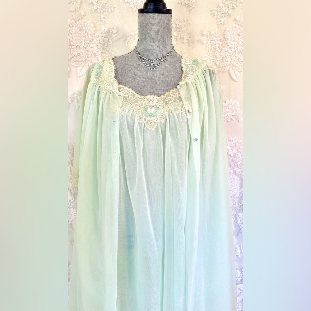 Vintage 60s Mint Green Peignoir Set